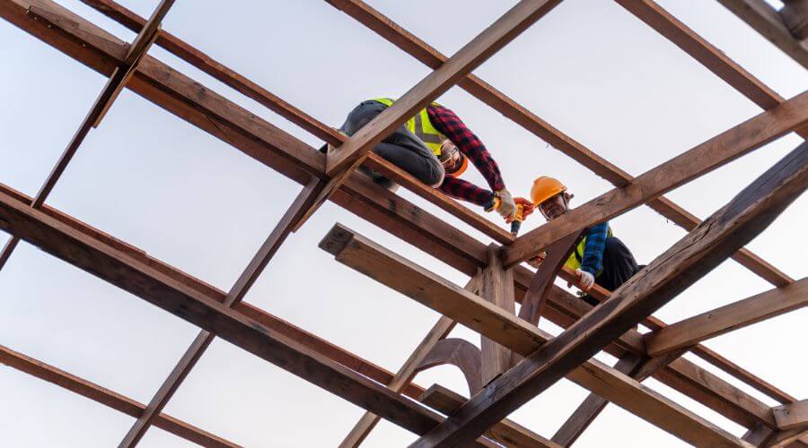 Expert new roof installation services in Oakville, IN